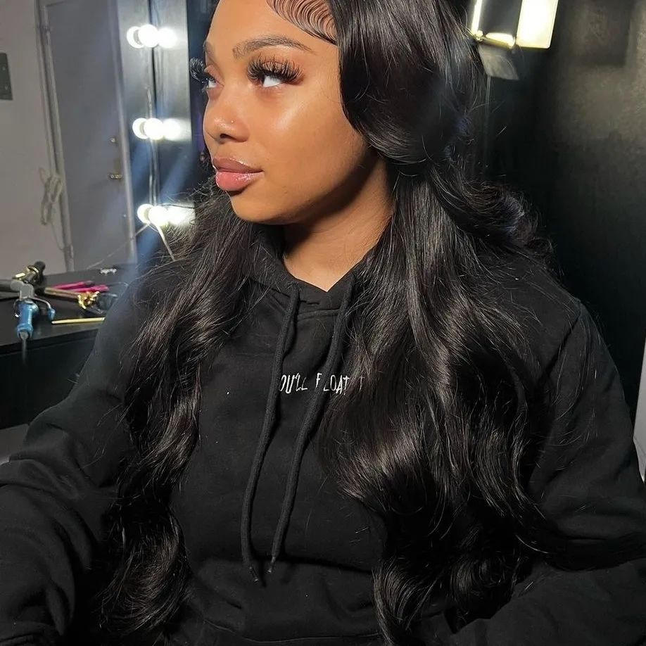The quality is just amazing amazing,the hair is silky soft,real hair wholesale.perfect communication with the seller,delivery on time.And as for the price really nothing to say it's worth it I highly recommend this seller.Thank you