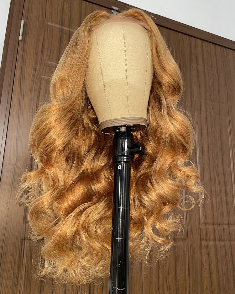 The hair looks exactly like the picture and holds up well to the heat. The seller communicates very efficiently and ships quickly.
